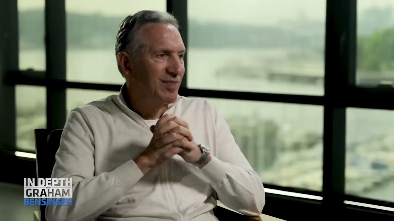 Howard Schultz: How Bill Gates Saved Starbucks