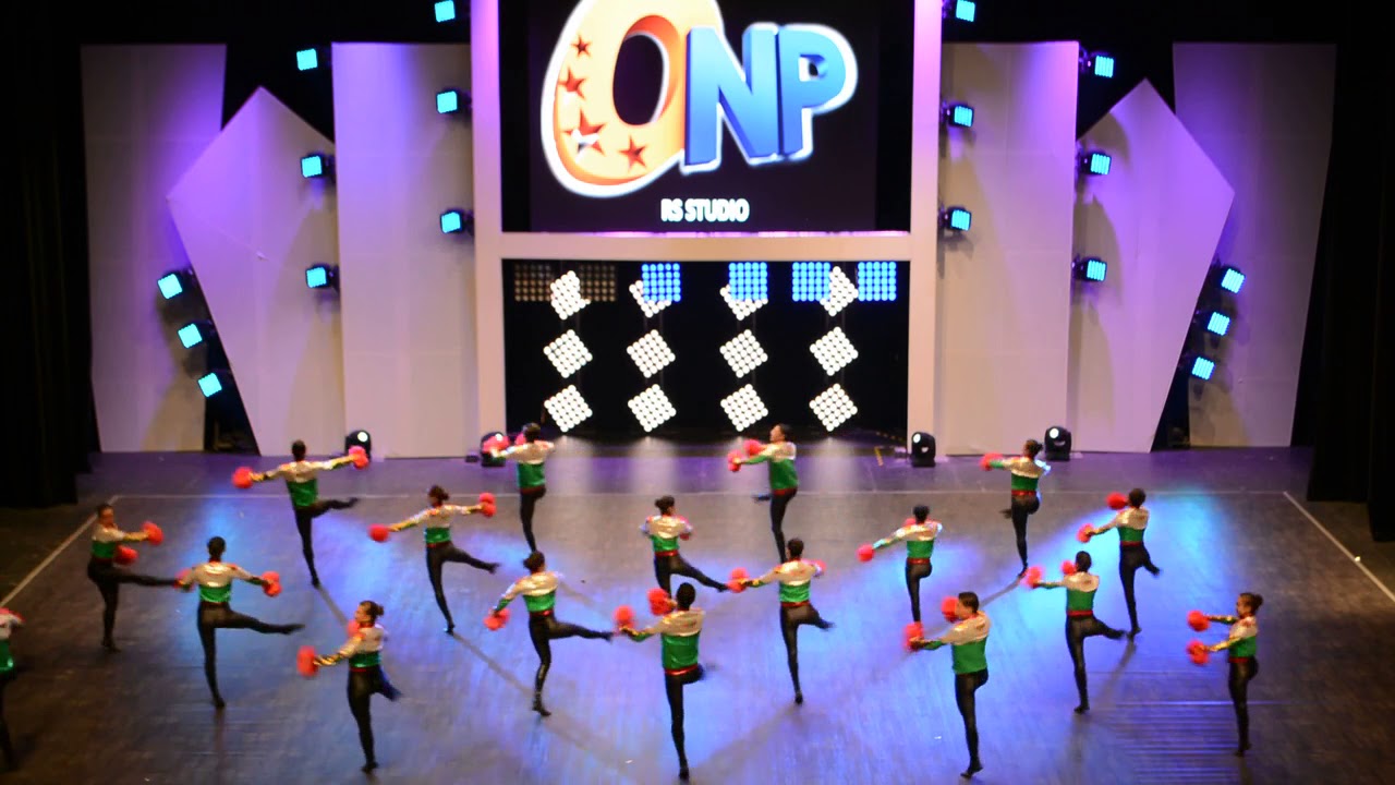 RS Studio pom pon mixto NACIONAL ONP 2017