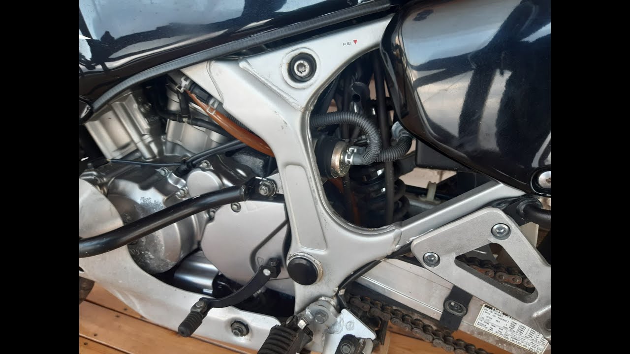 Получили запчасти на Africa Twin 750