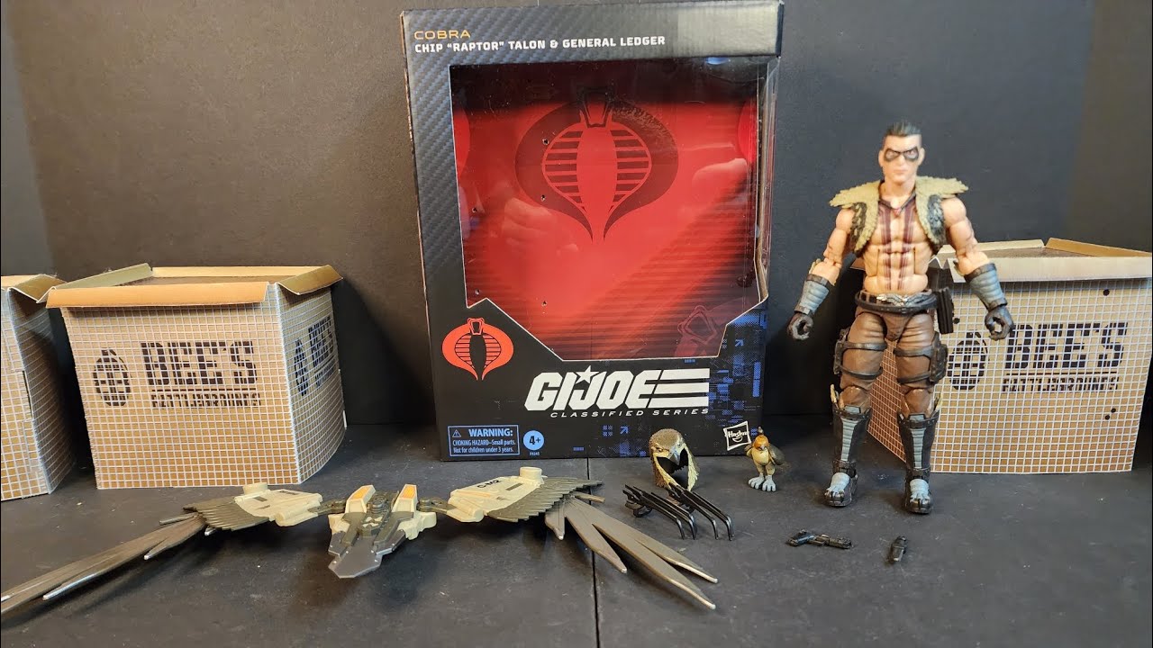 GIJoe Classified Series Raptor и Главная бухгалтерская книга