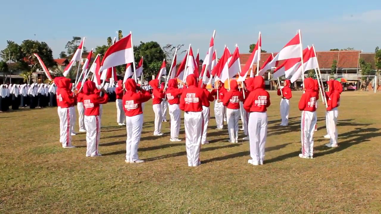 Serenade Gema Nusantara SMP NEGERI 1 BOYOLANGU