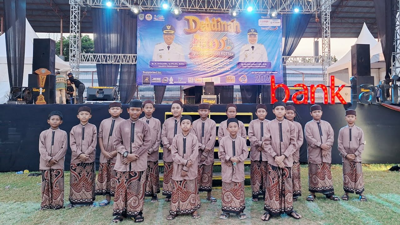 Penampilan Tim Hadrah Ahbabul Muqoddam ll Hari Jadi Kota Probolinggo ke-666