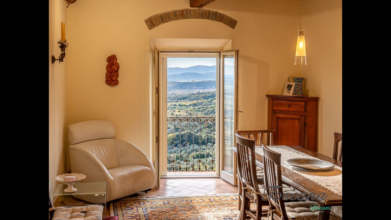 Montemassi, appartamento con balcone cin vista