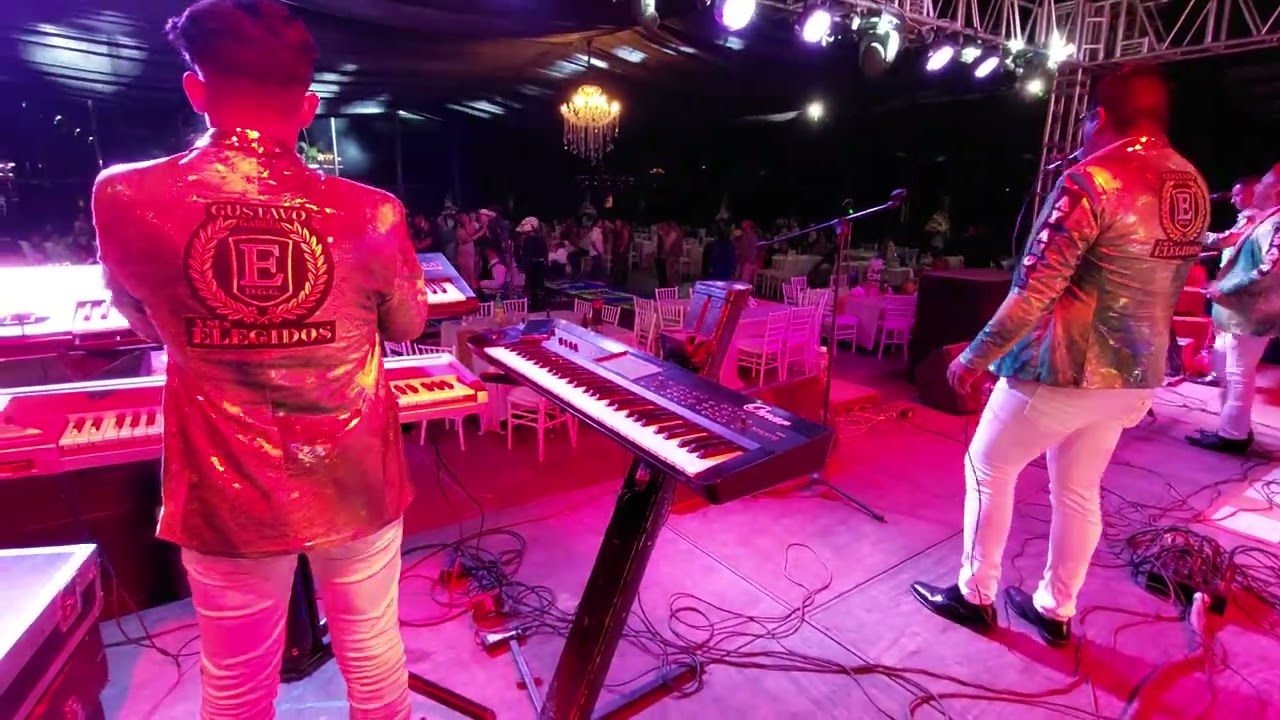 Gustavo Garcia Y Sus Elegidos En vivo_Desde que llegaste🔴