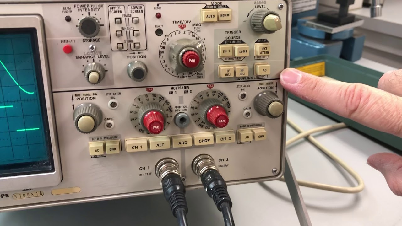 N13 Unedited: Tektronix 434 Storage Scope Demo