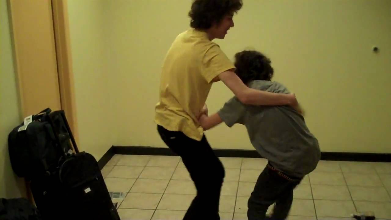Nat & Alex Wolff -  Backstage Wrestling