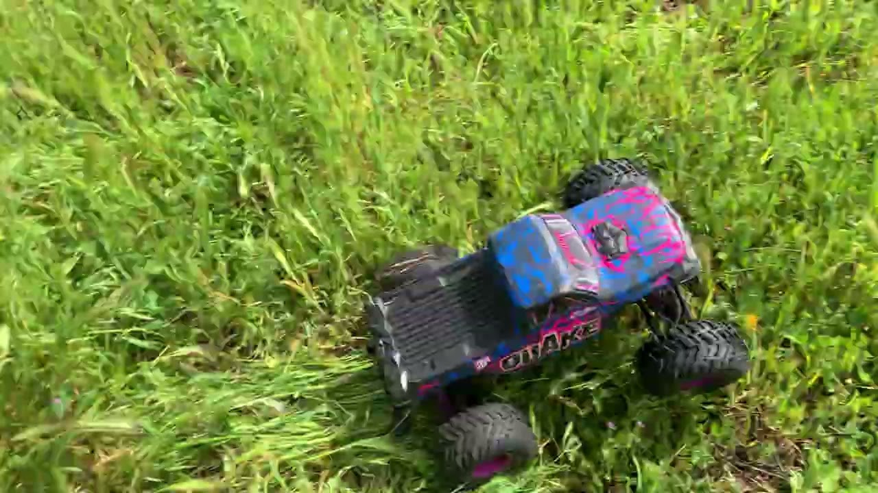 Arrma quake out in the wild 🤘