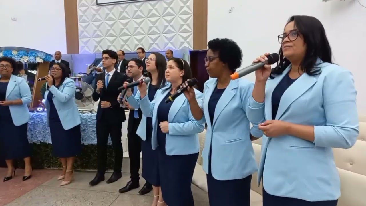Quem é Ele - Rebeca Carvalho e Cassiane