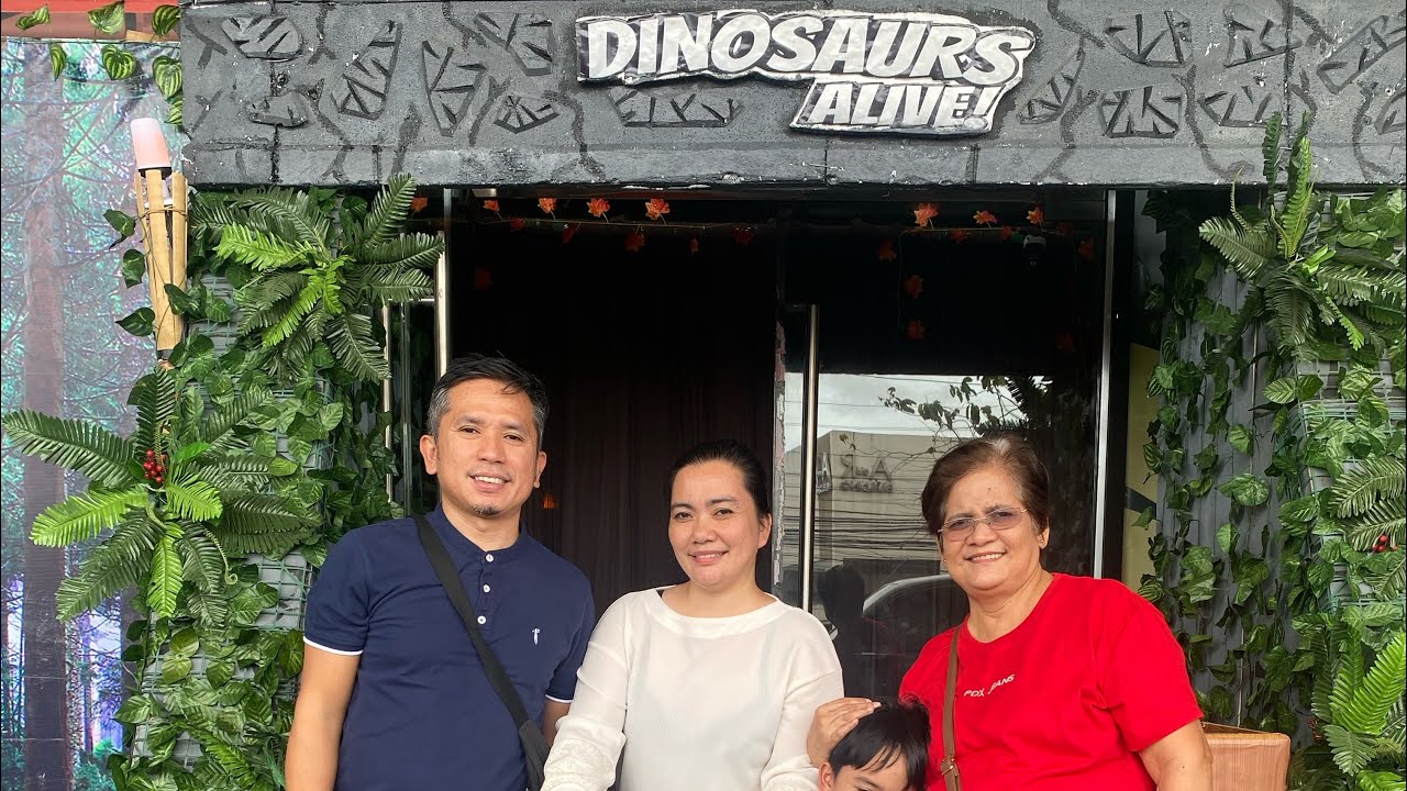 Dinosaurs Alive #dinosaursalive #dinosaurs #exhibit #kids #travelphilippines 