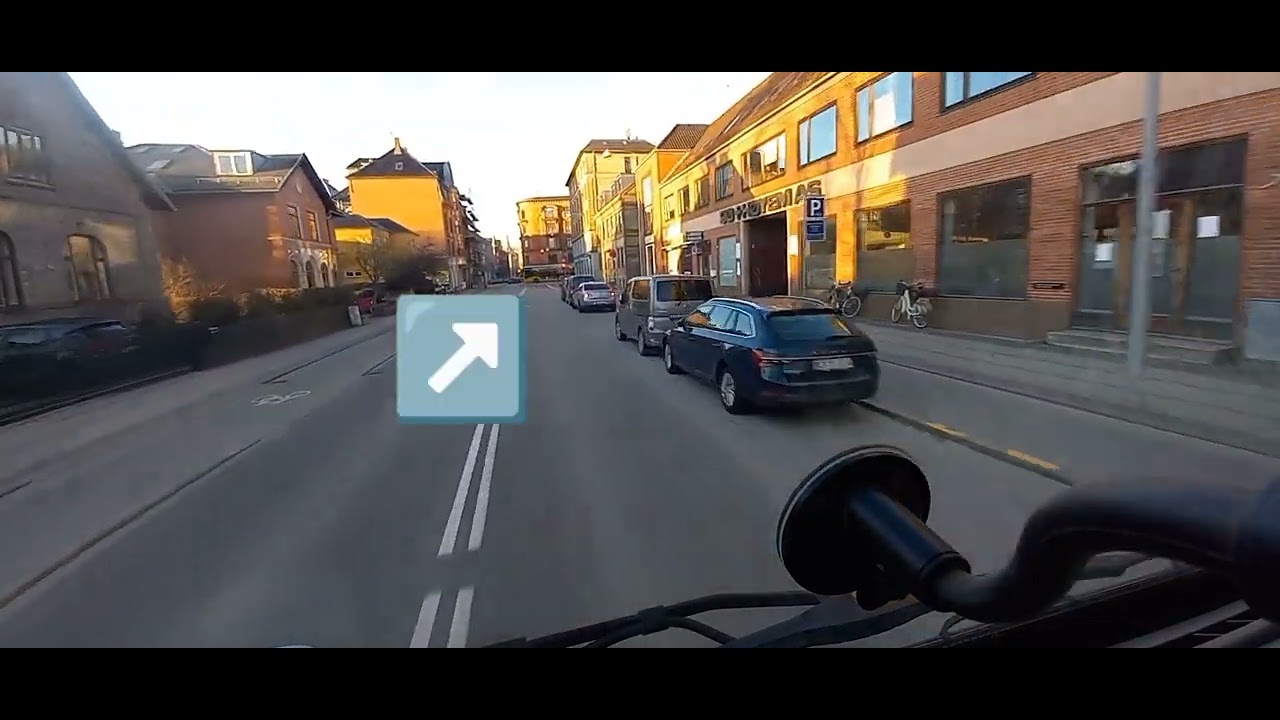 Cyklist over 3 røde kryds efter hinanden