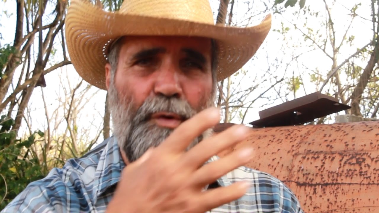 VALORES DE LA PEQUEÑA FINCA--HABLA CASIMIRO
