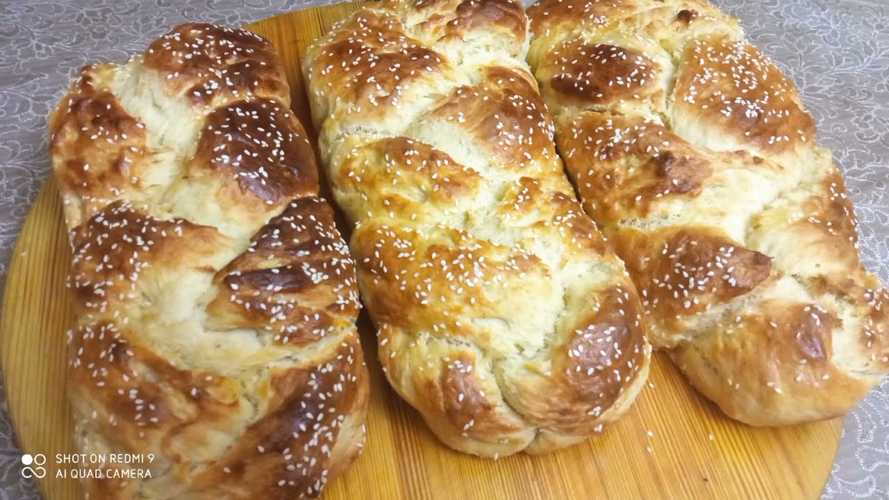 Τσουρέκια όπως παλιά 🔥 Χωρίς μίξερ, χωρίς ζυγαριά 😉 Μαμαδίστικα, να μοσχοβολάει η γειτονιά 🌺 🎥