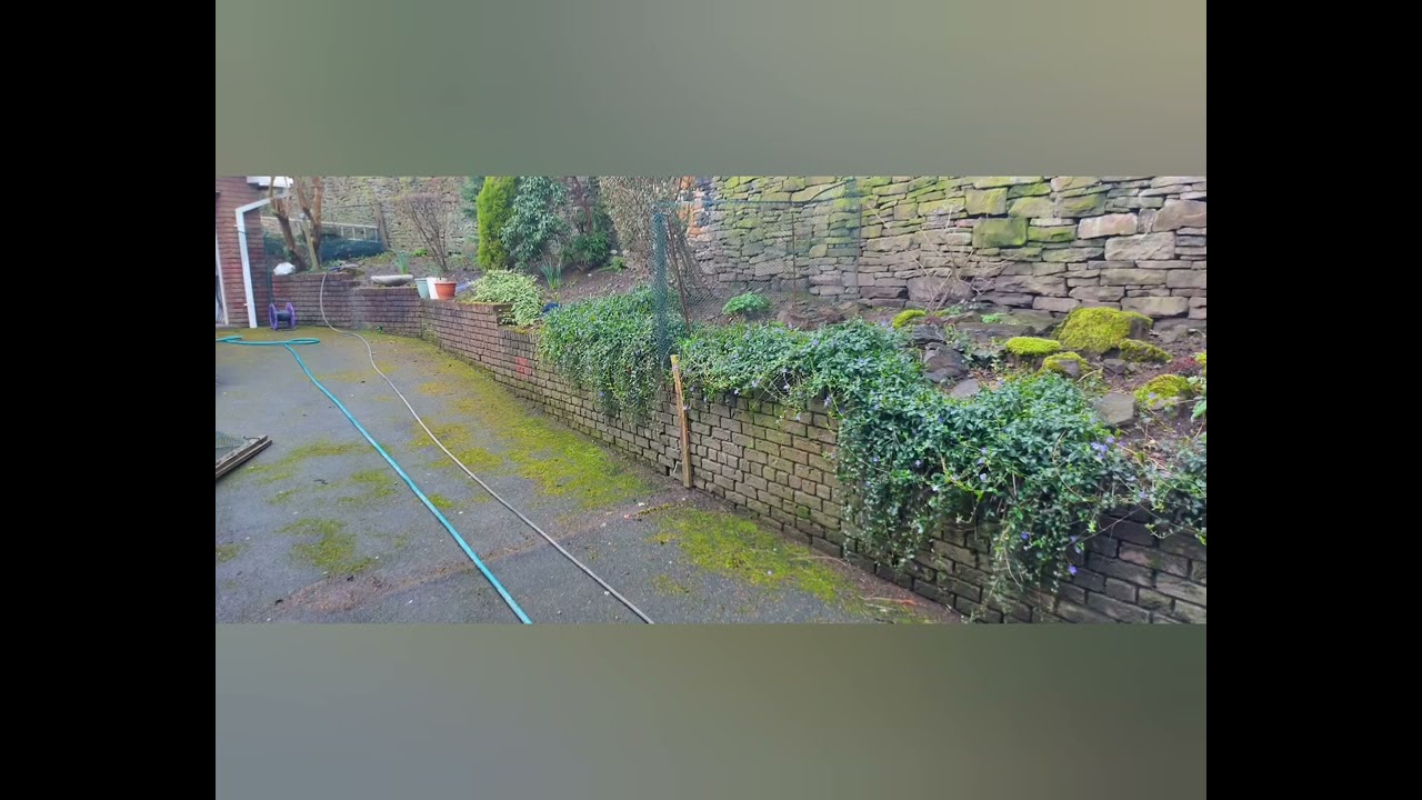 Stone and Brick walls cleaned