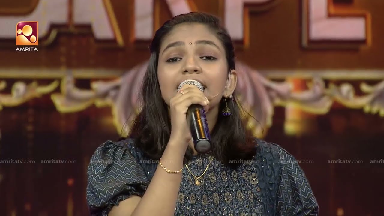 എത്ര മനോഹരമായിട്ടാണ് കവിത ചൊല്ലുന്നത് .ഒ  എൻ വി യുടെ അശാന്തി പർവ്വം കവിതയുമായി നിള പ്രഭകുമാർ