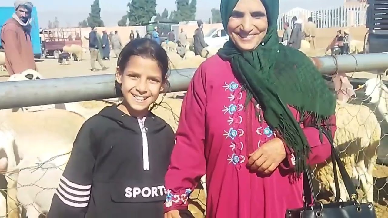 صباح زوين😃 ف سوق هوارة،فطرنا وتسارينا مع فاطمة اختي💯👍🇲🇦