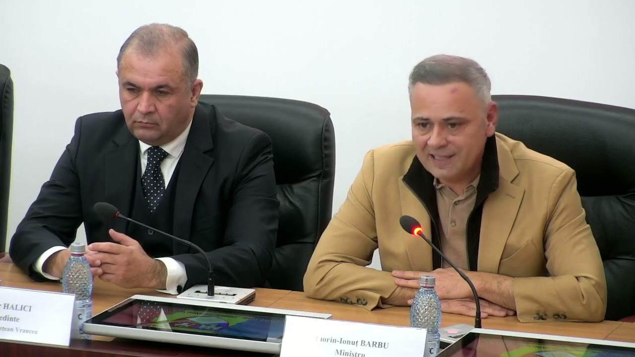 Ministrul Agriculturii Florin-Ionuț Barbu, discuții cu fermierii din Vrancea