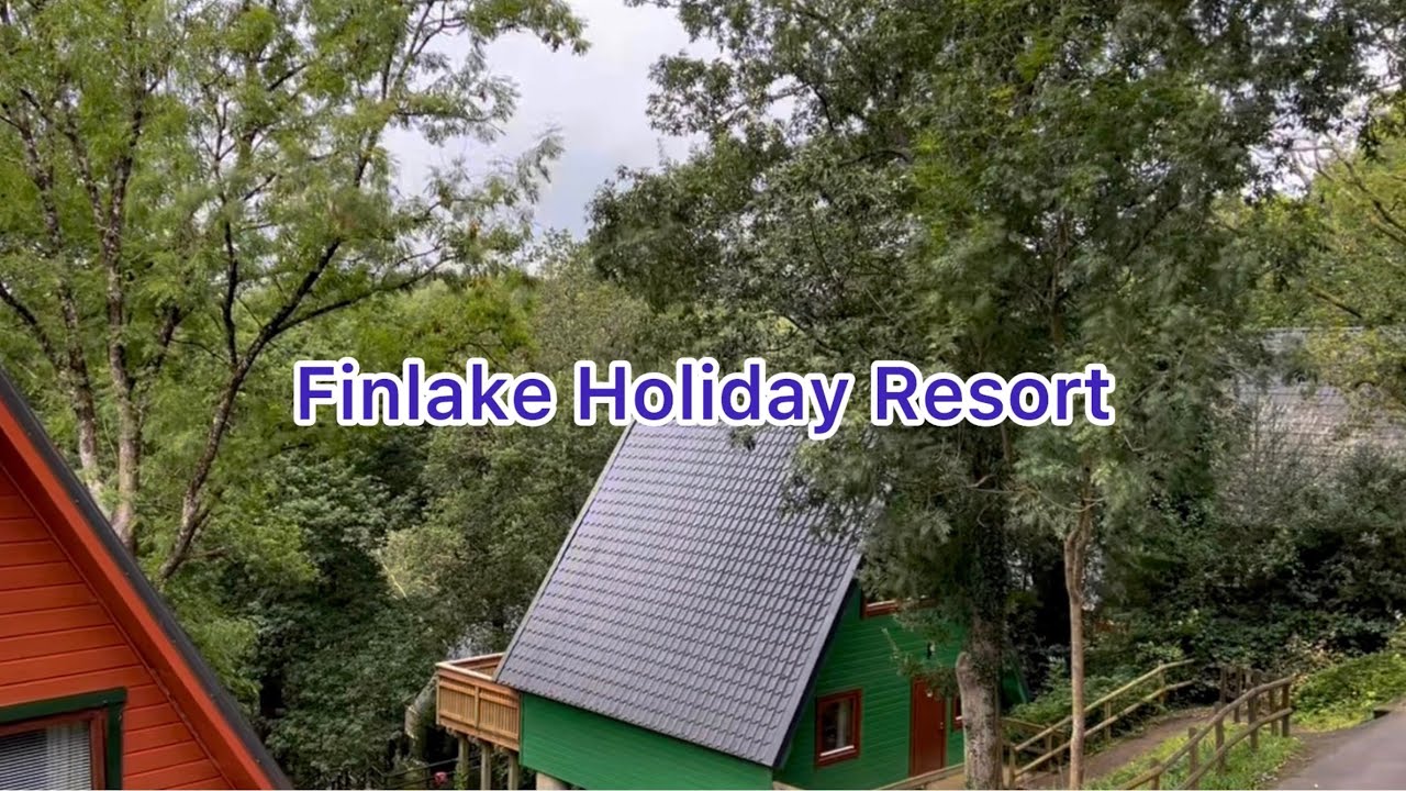 Welcome to Devon, let&rsquo;s take you for a walk around our holiday chalet at Finlake Resort.