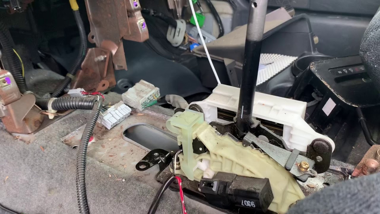 Замена автоматической коробки передач Civic Dx 2000 на механическую коробку передач Si.