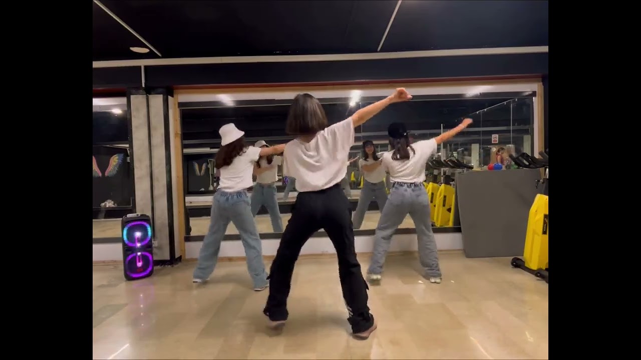 sasy-marmoolak- zumbaclub2021 chorea