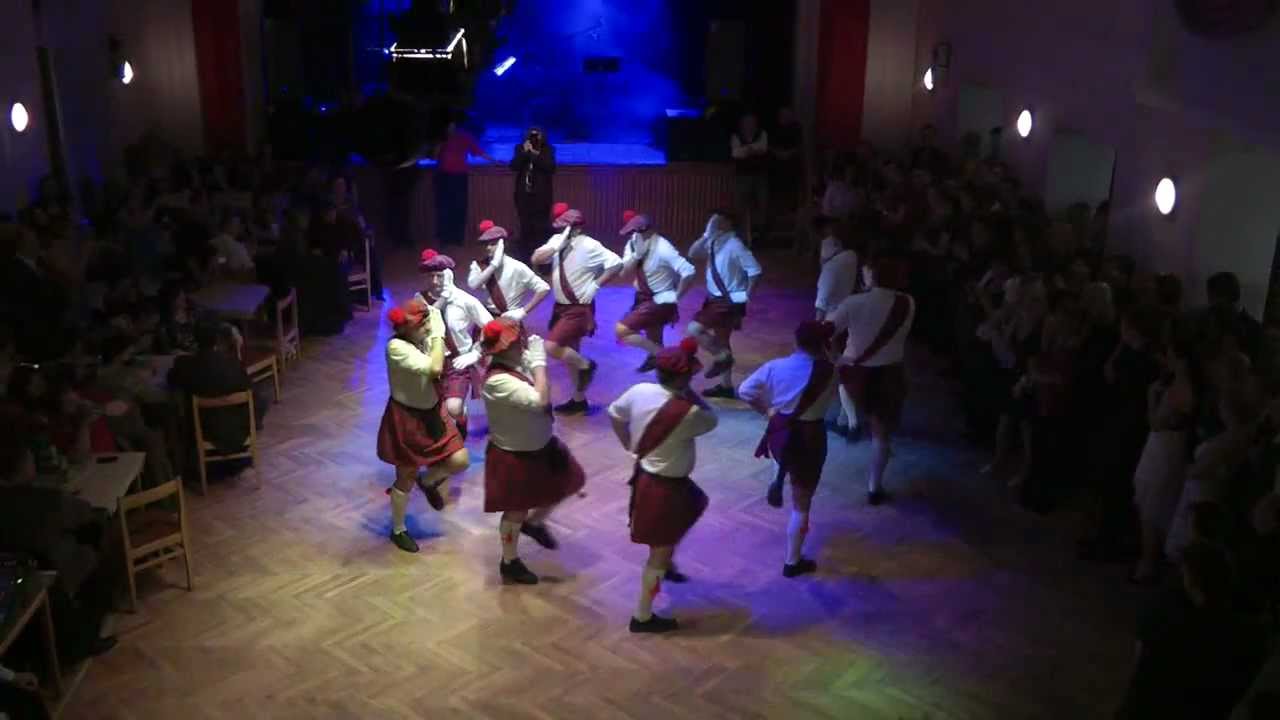 Dolní Újezd SOKOLSKY PLES 2013 půlnoční skoti