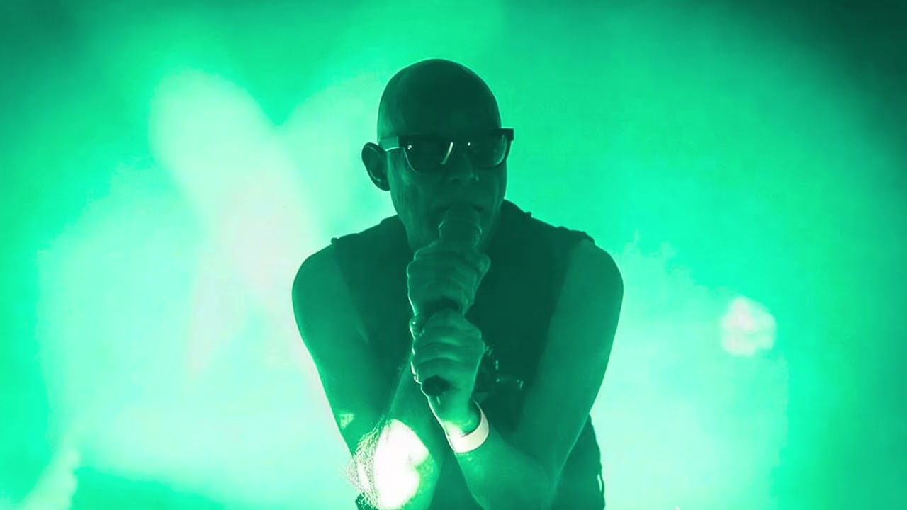 the Sisters of Mercy - Esch-Sur-Alzette, Luxemburg 30.09.2023 - 17 When i'm on Fire
