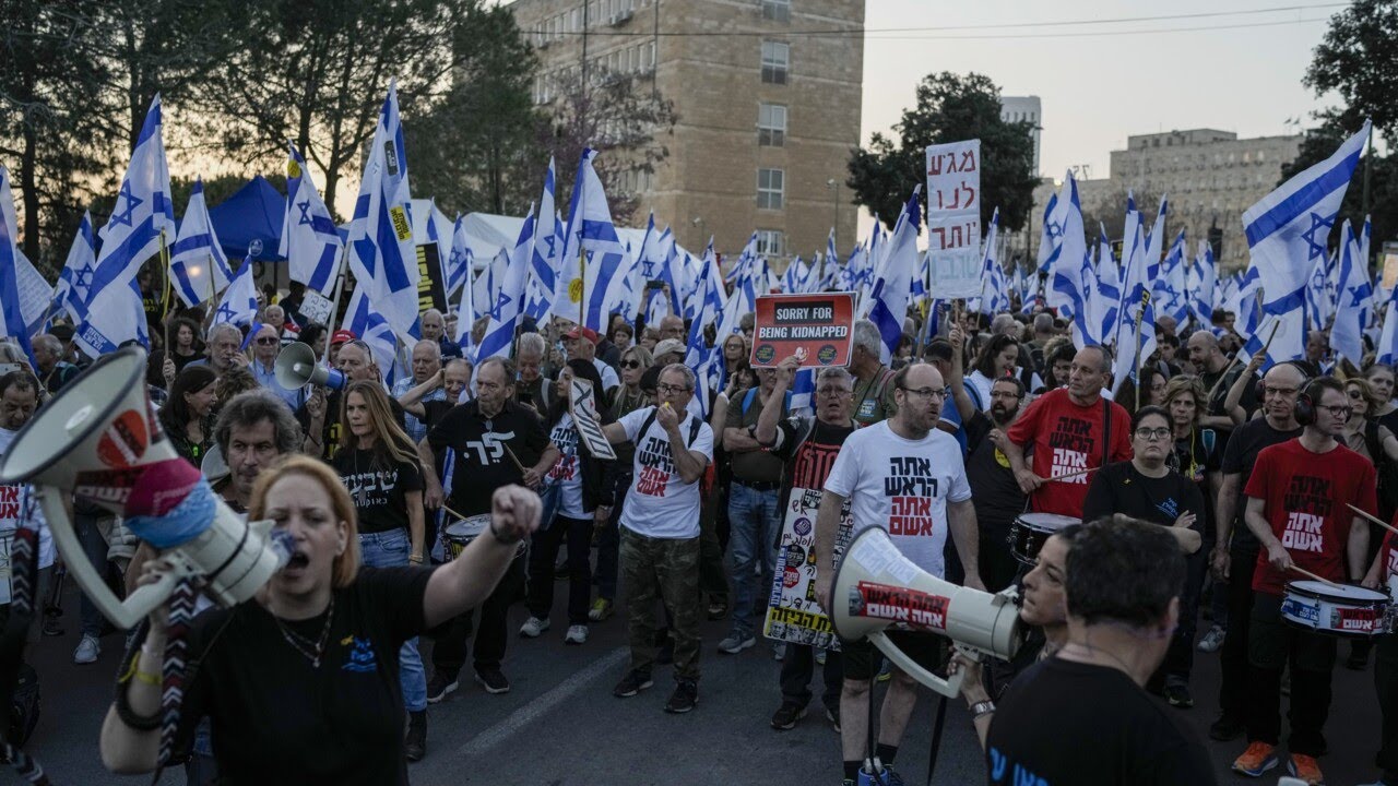 Protesters in Jerusalem call for release of hostages and removal of Netanyahu