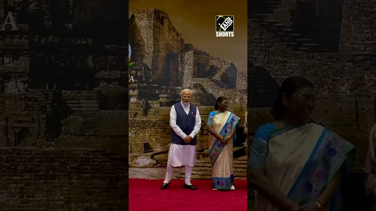 Delhi: Italian PM Giorgia Meloni arrives at Bharat Mandapam for G20 Dinner