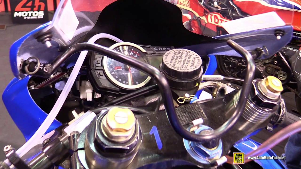 2015 Suzuki GSXR 1000 SERT Racing Bike - Walkaround - 2015 Salon de la Moto Paris