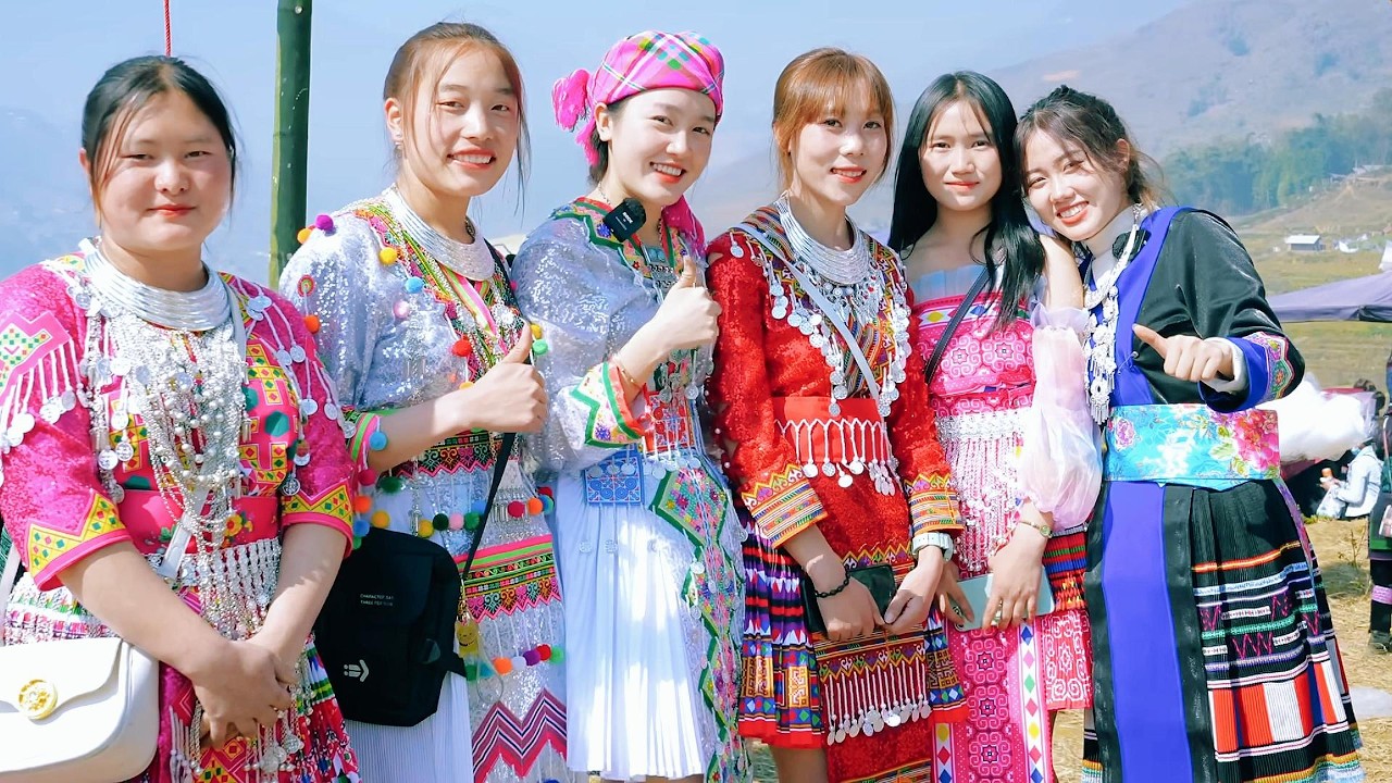 LỄ HỘI GẦU T&Agrave;O SAPA | ĂN CHẢO THẮNG CỐ SI&Ecirc;U TO CỰC Đ&Atilde; | BẾP TR&Ecirc;N BẢN