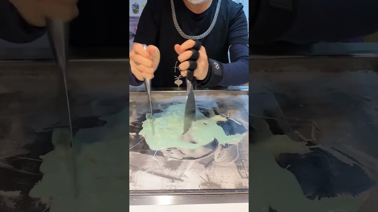 MINT ICE CREAM ROLLS - Korean Street Food #shorts