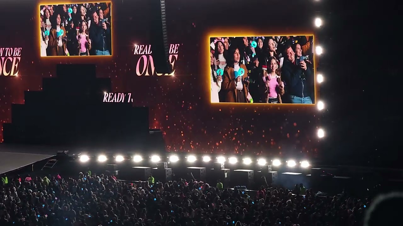 Dance Cam - Twice [Mexico City] Day 1 240202