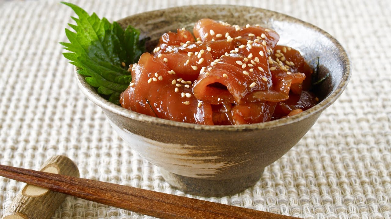 Рецепт рисового блюда с маринованным тунцом (Maguro Zuke Don) | OCHIKERON | Create Eat Happy :)