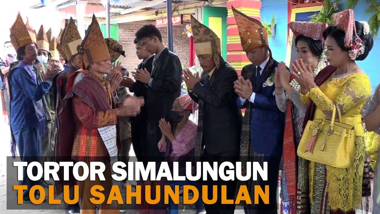 Tolu Sahundulan (Lagu Simalungun) | Manortor na Marsanina janah Martondong Maranak Boru