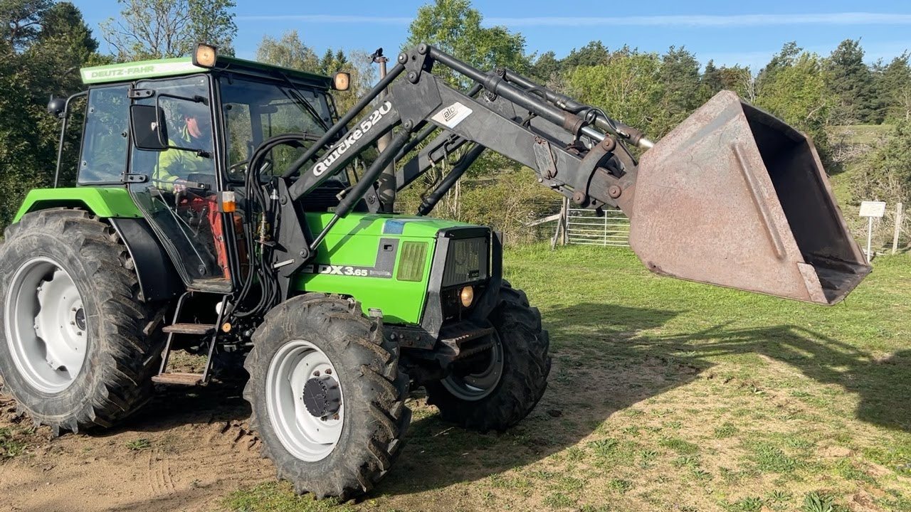 Köp Traktor Deutz Fahr DX3.65 med lastare & skopa på Klaravik