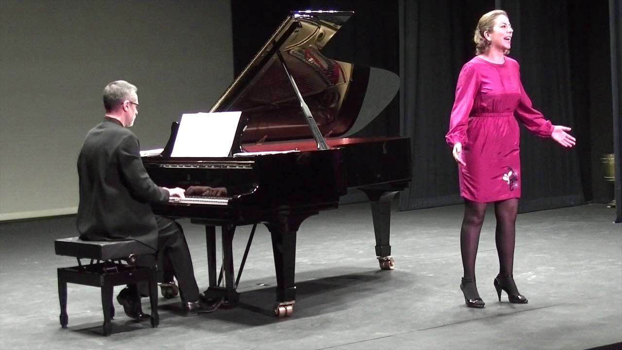 Preludios - Manuel de Falla (Montserrat Martín / Aurelio Viribay)