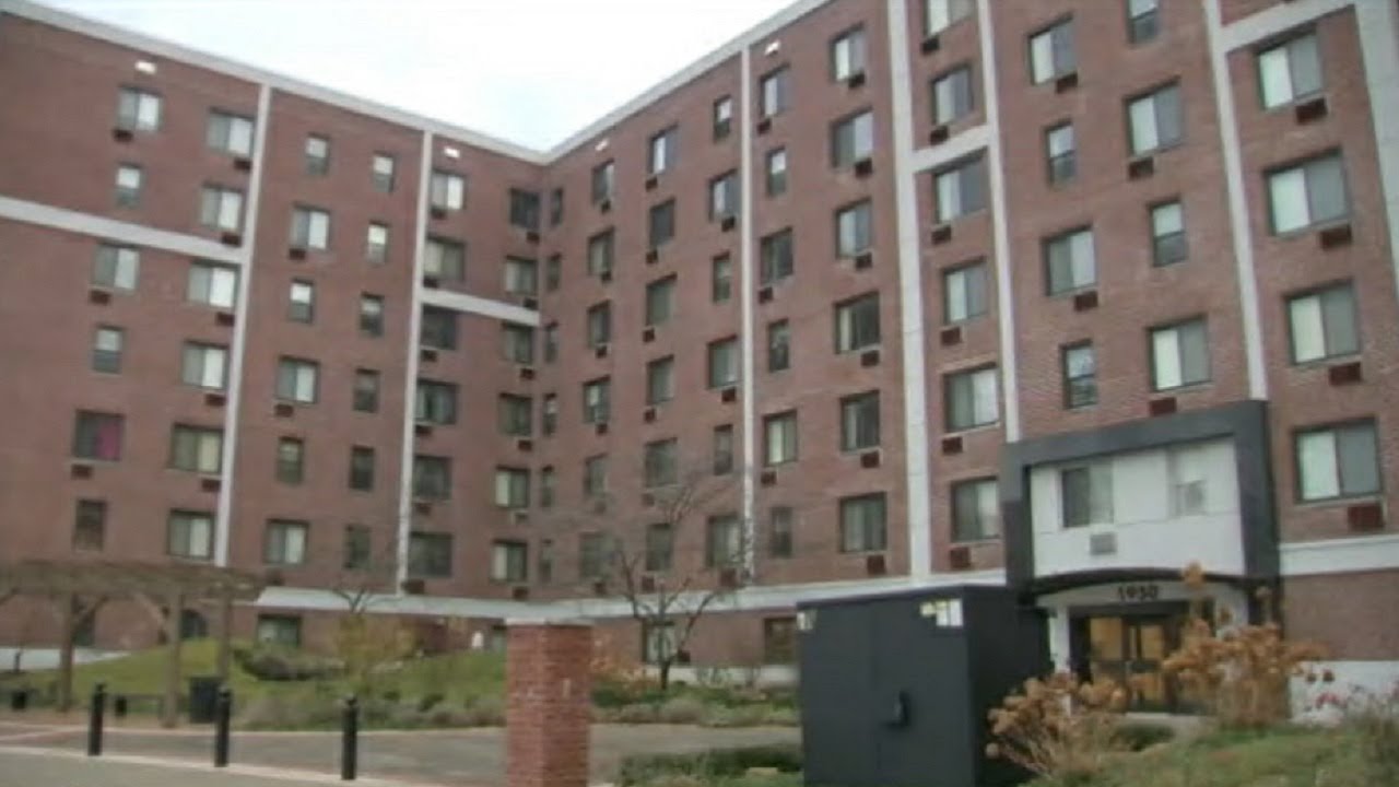 Man strangled to death on Christmas morning in Staten Island love triangle