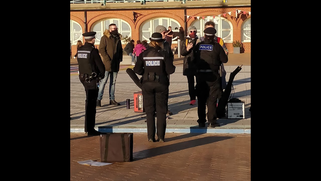 Buskers harassed By Police on Brighton Beach