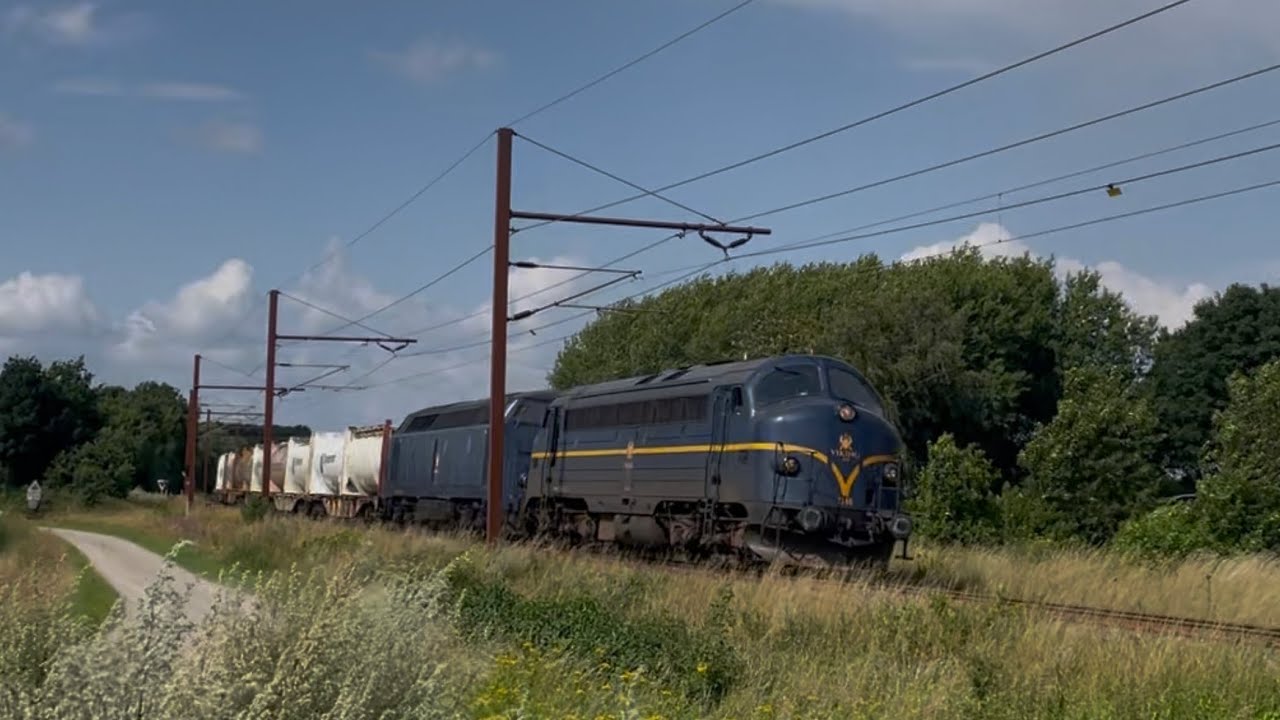 VIK-Rail MY 1146 og VIK-Rail 1833 med Cementtog