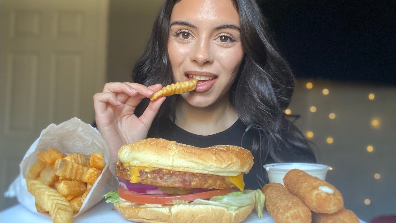 Asmr Burger and mozzarella sticks mukbang🍔🍟