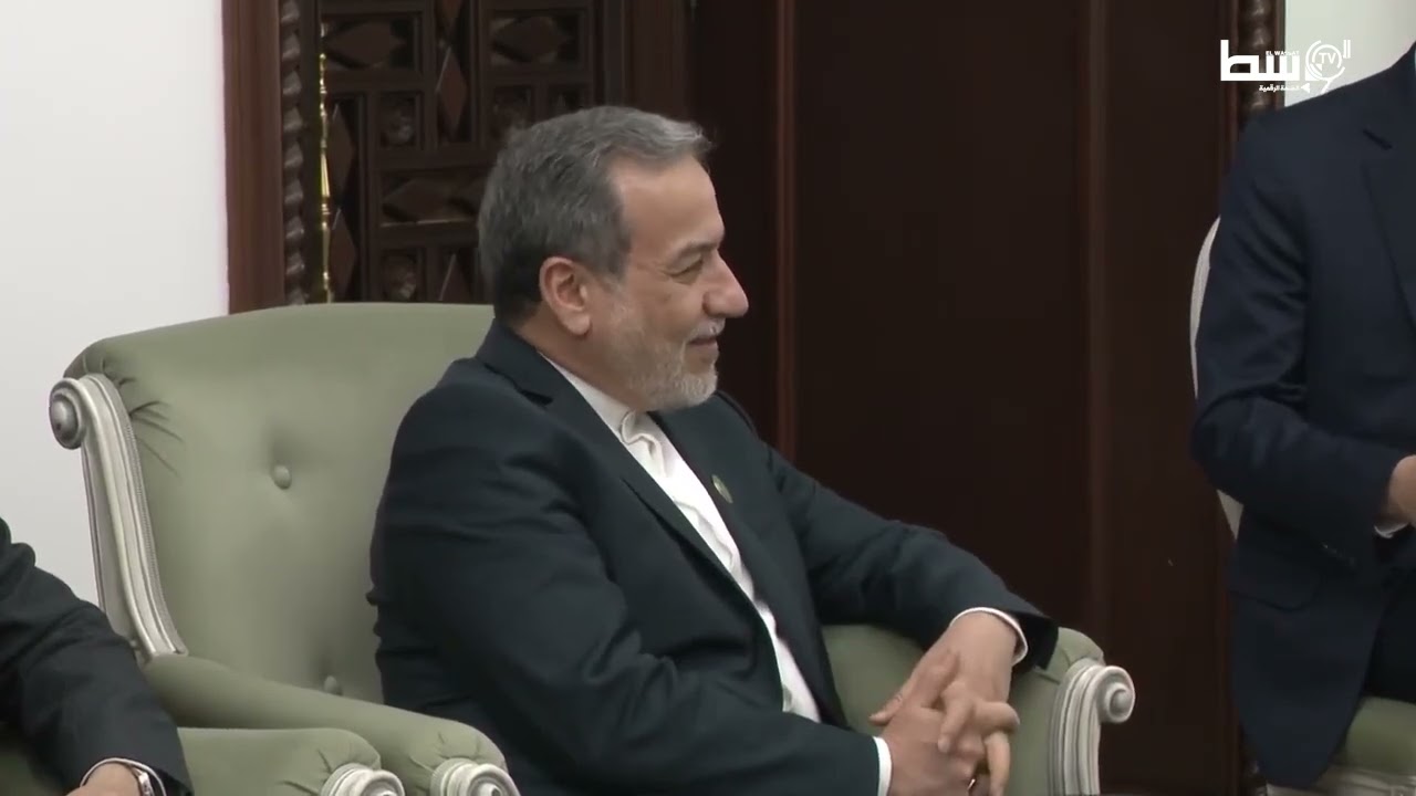 رئيس الجمهورية  يستقبل وزير الشؤون الخارجية للجمهورية الإسلامية الإيرانية
