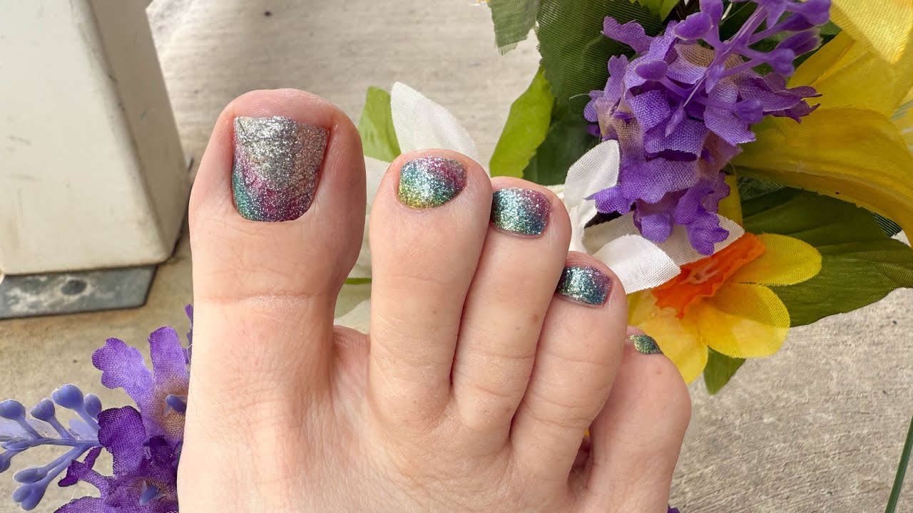 Pedicure with Color Street