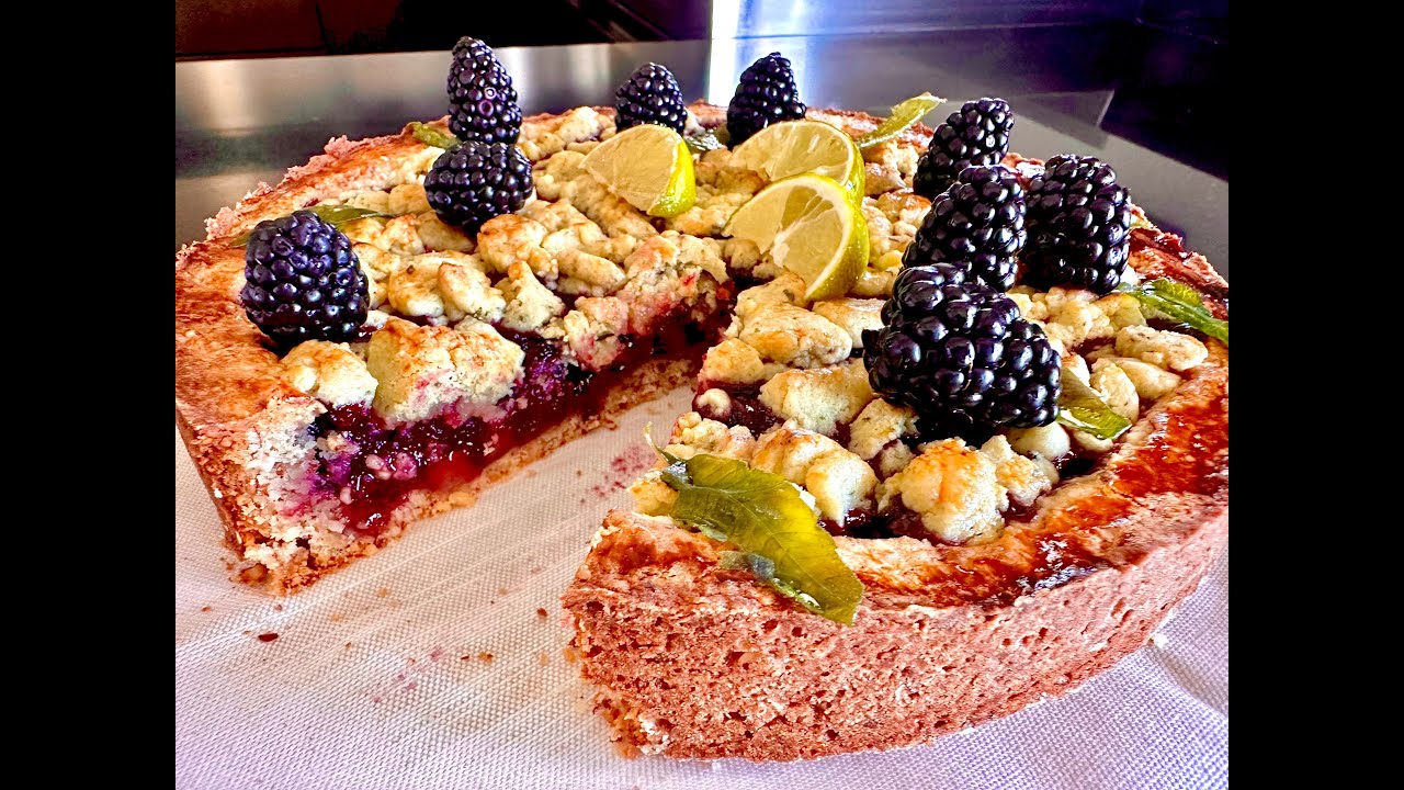 Crostata Hugo con mele e more - In cucina con Paola