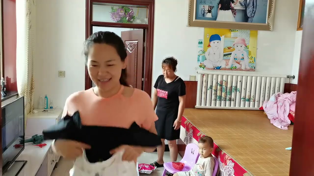 减肥成功后买身难驾驭的衣服，婆婆看傻眼：太美了，变瘦穿啥都美