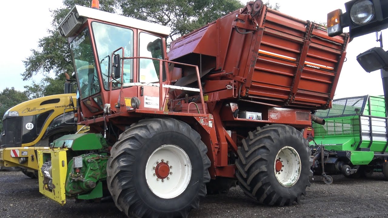 Klassieke hakselaars kijken bij Beverdam Machinery : New Holland - Hesston - John Deere - Mengele
