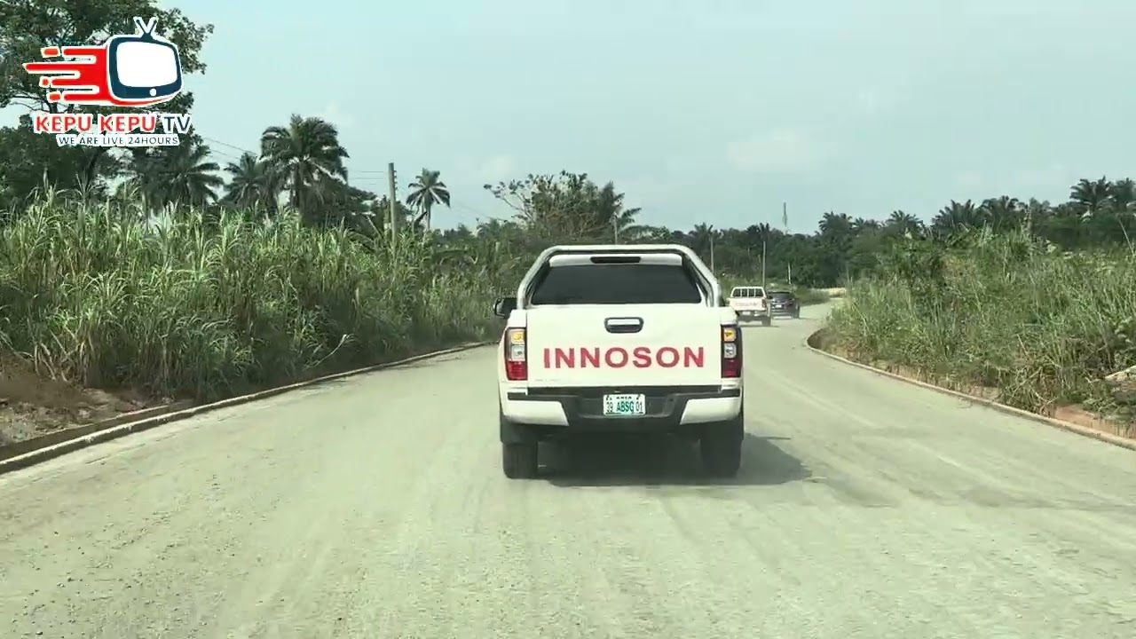 Производство цемента во время нашего визита в Исуквуато в поисках сырья.