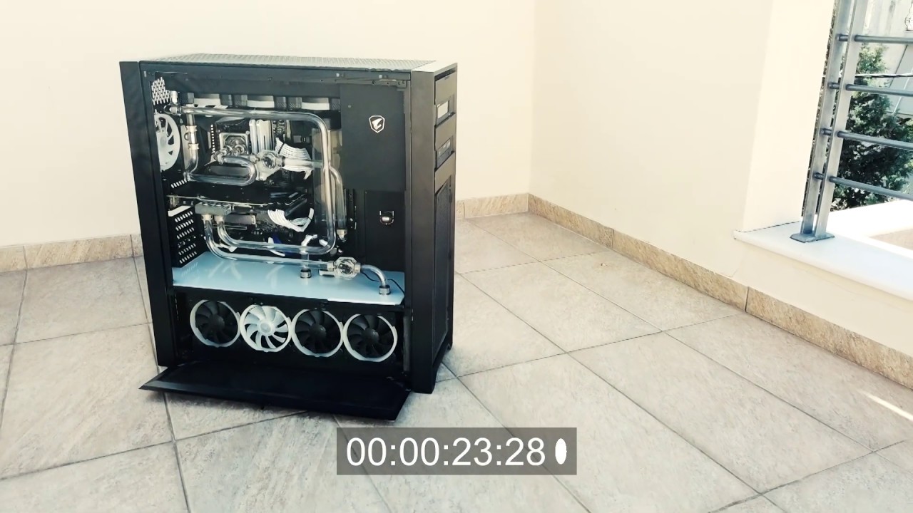 Corsair 900D built The Savage