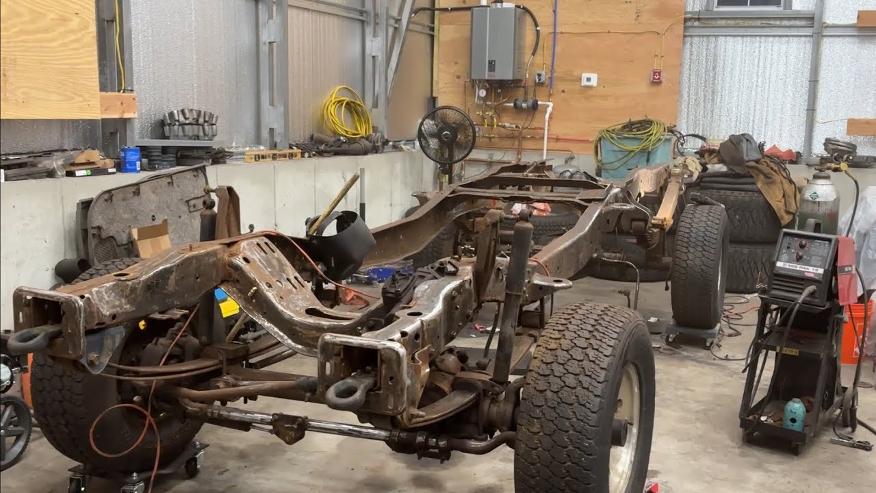 How To Create A Single Cab Short Bed “SHORTY” Ford F-350! (Frame And Driveshaft Shortening)