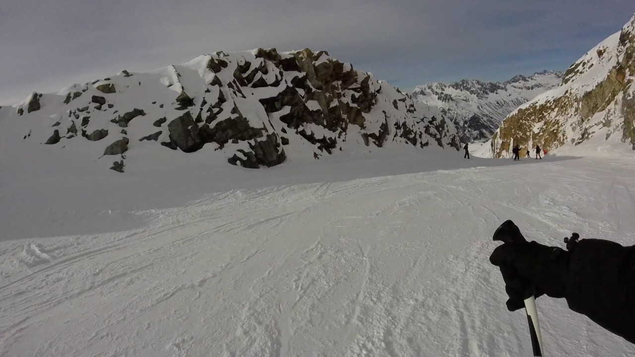 Oz en Oisans 2800m Belvedere Bartavelles Rousses red pistes to Alpette 2050m