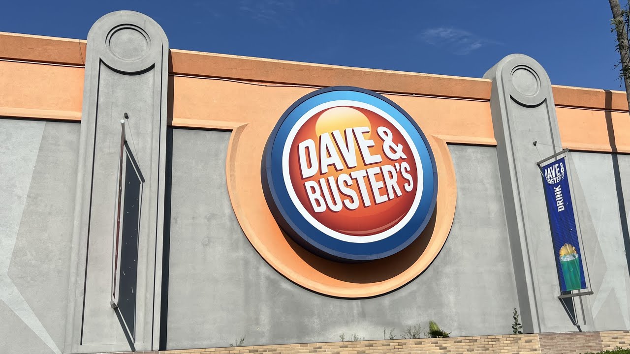 NEW Dave and Busters 2023 Arcade Tour! (Orange, California)