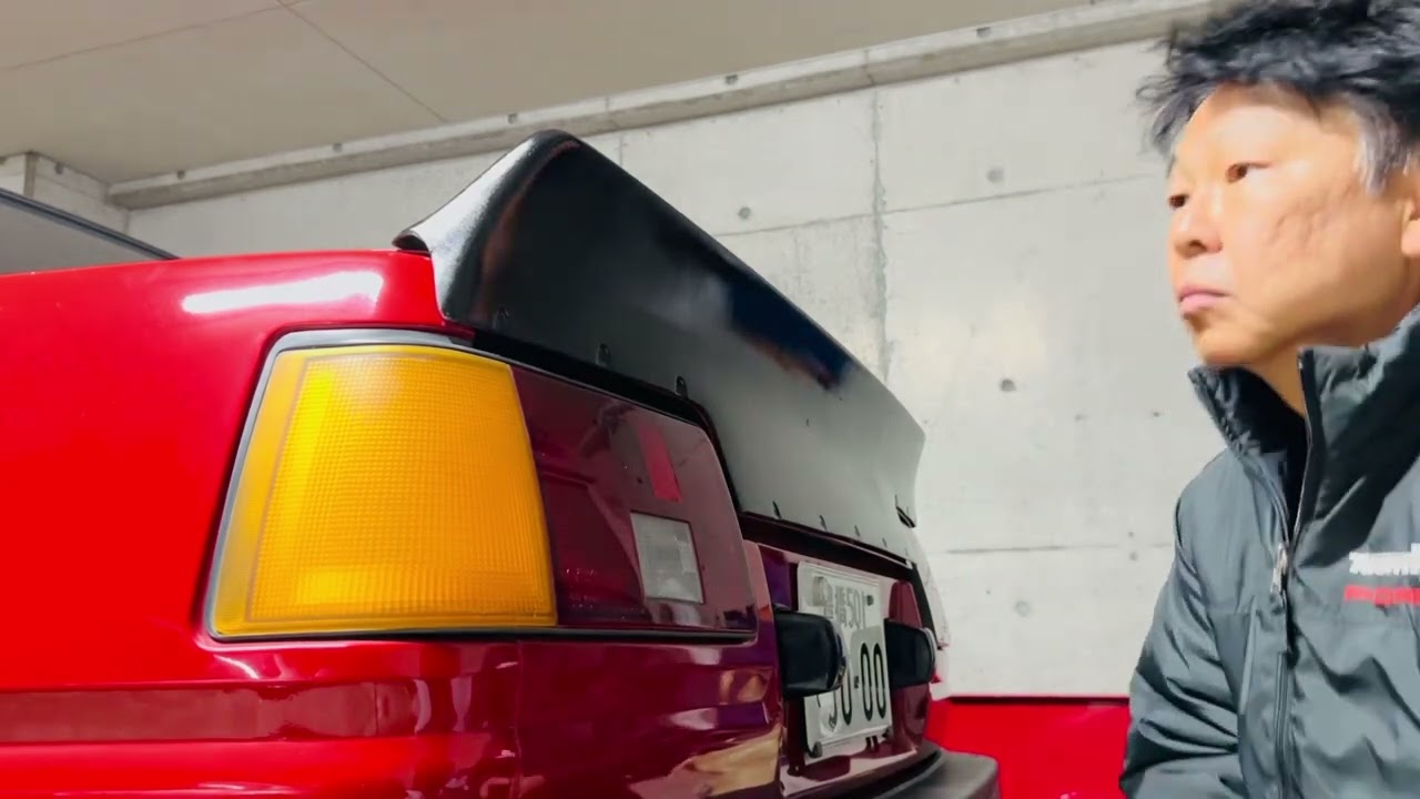 AE86にダックテールを取り付けました。